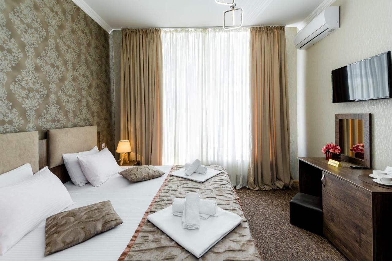Hotel Makona 第比利斯 外观 照片